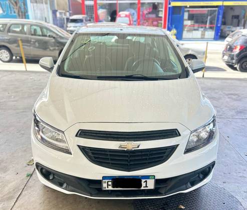 CHEVROLET PRISMA 1.0 MPFI LT 8V FLEX 4P MANUAL CHEVROLET PRISMA 1.0 MPFI LT 8V FLEX 4P MANUAL